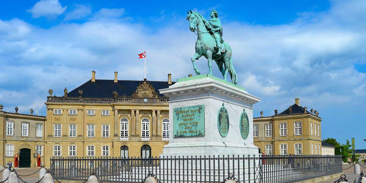 Amalienborg slott i København