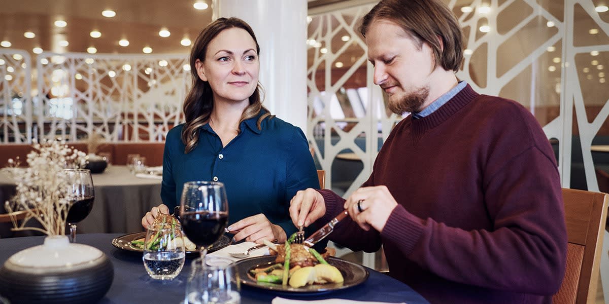 People dining in Mare Balticum restaurant