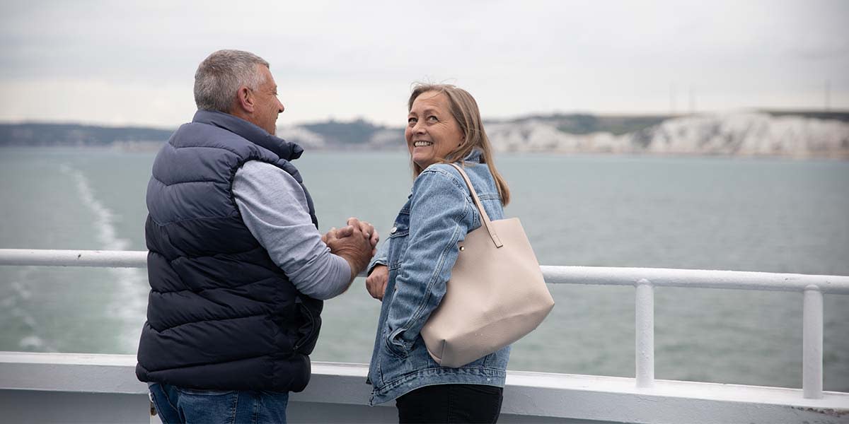 Couple on deck UK - France