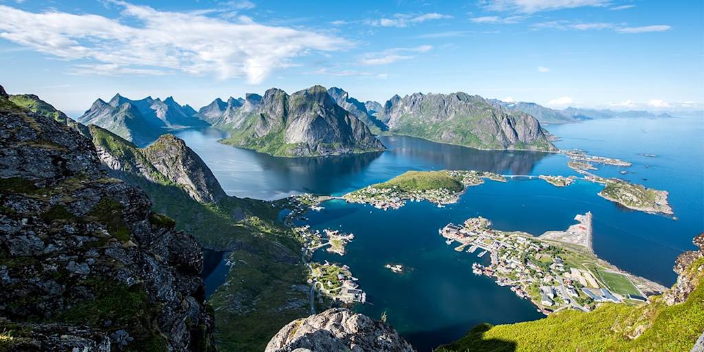 Udsigt over Reinebringen i Lofoten - Photocredit Innovation Norway Utsikt over Reinebringen i Lofoten - Photocredit Innovation Norway