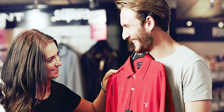 Couple shopping onboard