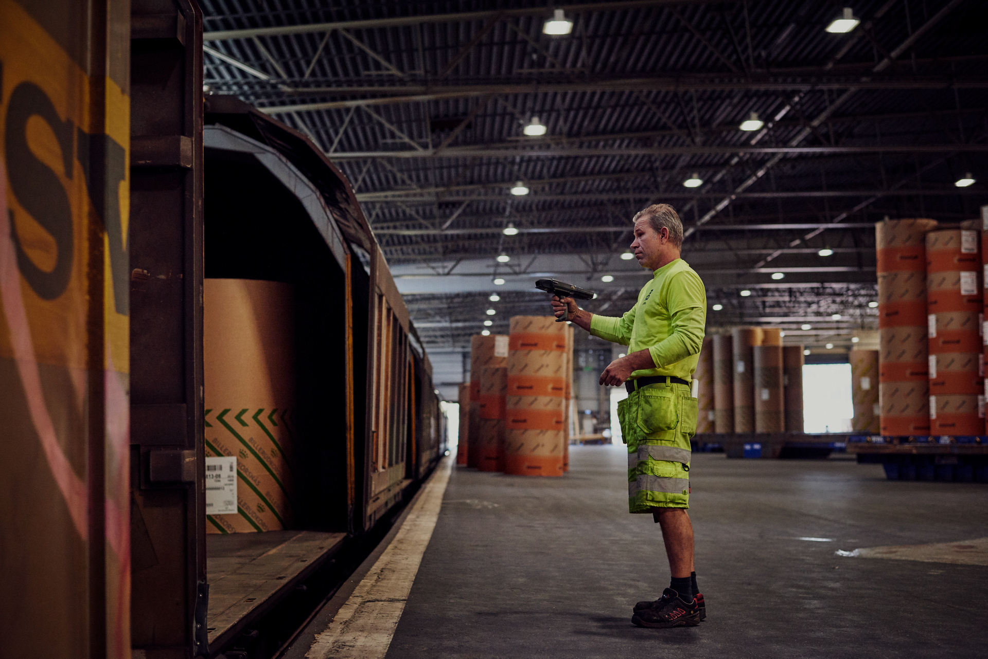 DFDS Warehouse Forestry loading