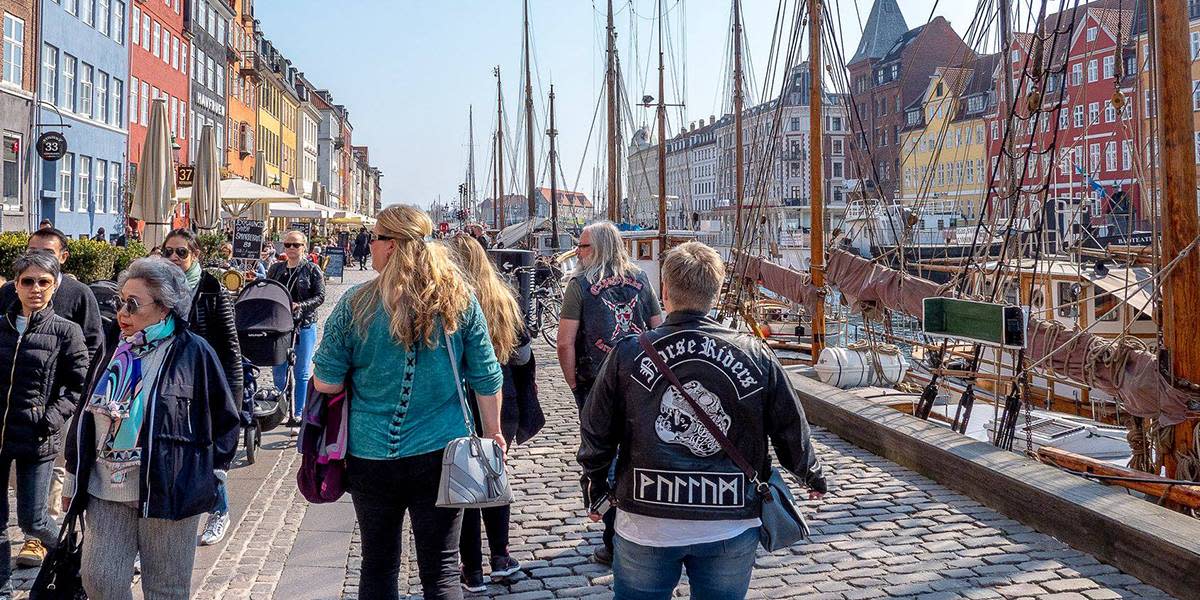 MC cruise - visiting Nyhavn