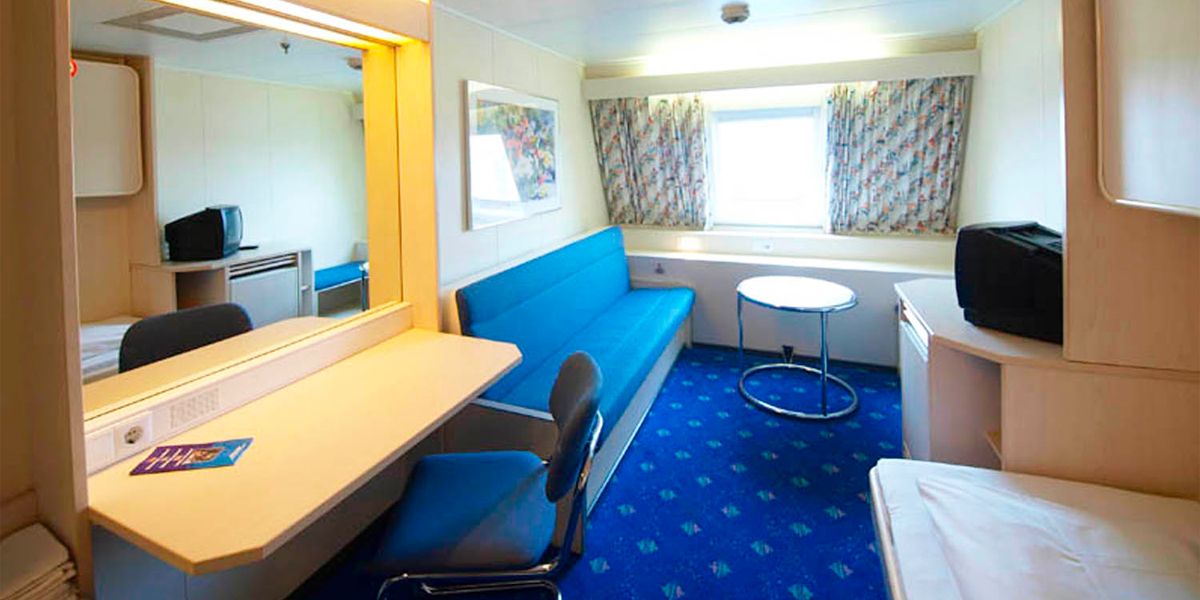Space Charter Web 1-2 berth comfort cabin sea view