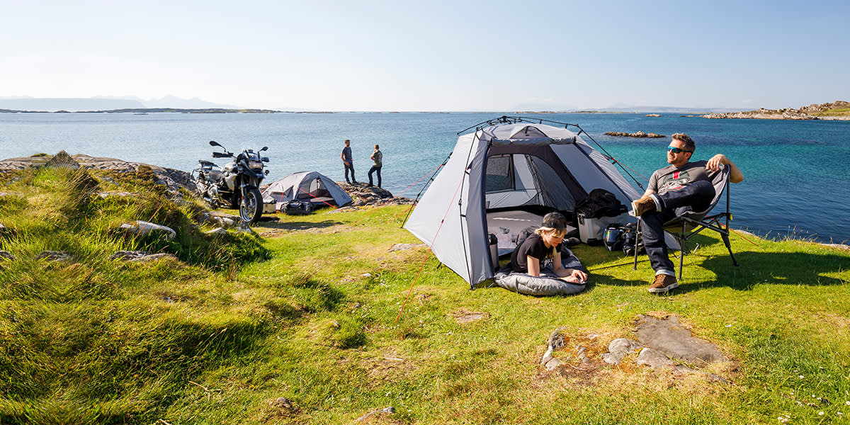 Familie på camping i Norge