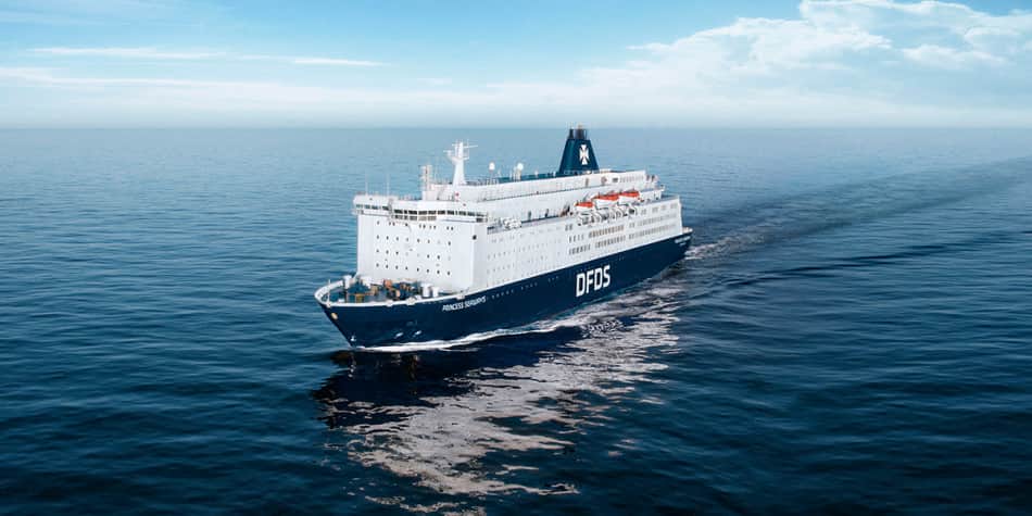 DFDS Fähre auf dem Meer