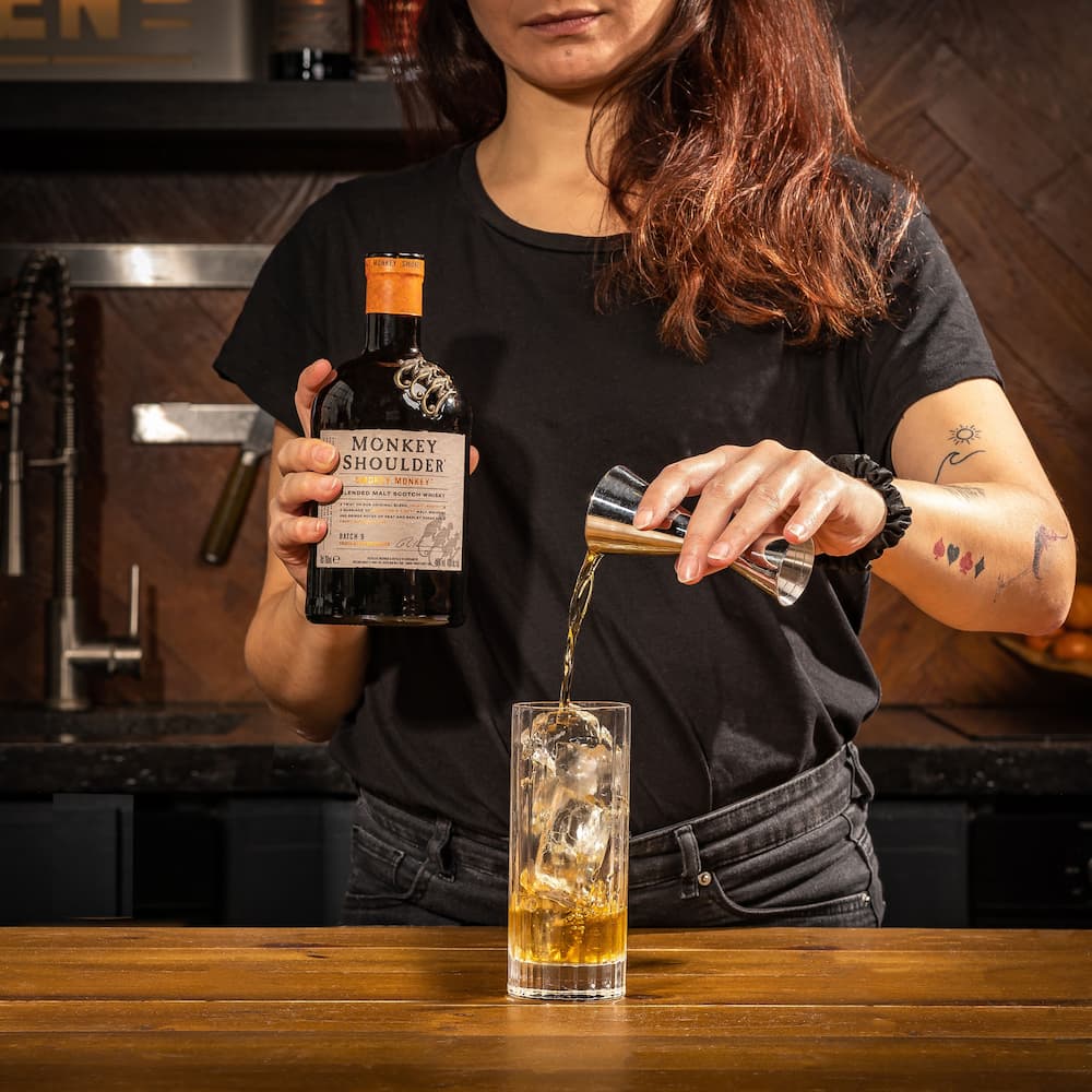 Asset: Image: Monkey Shoulder Smokacola How To Step 1