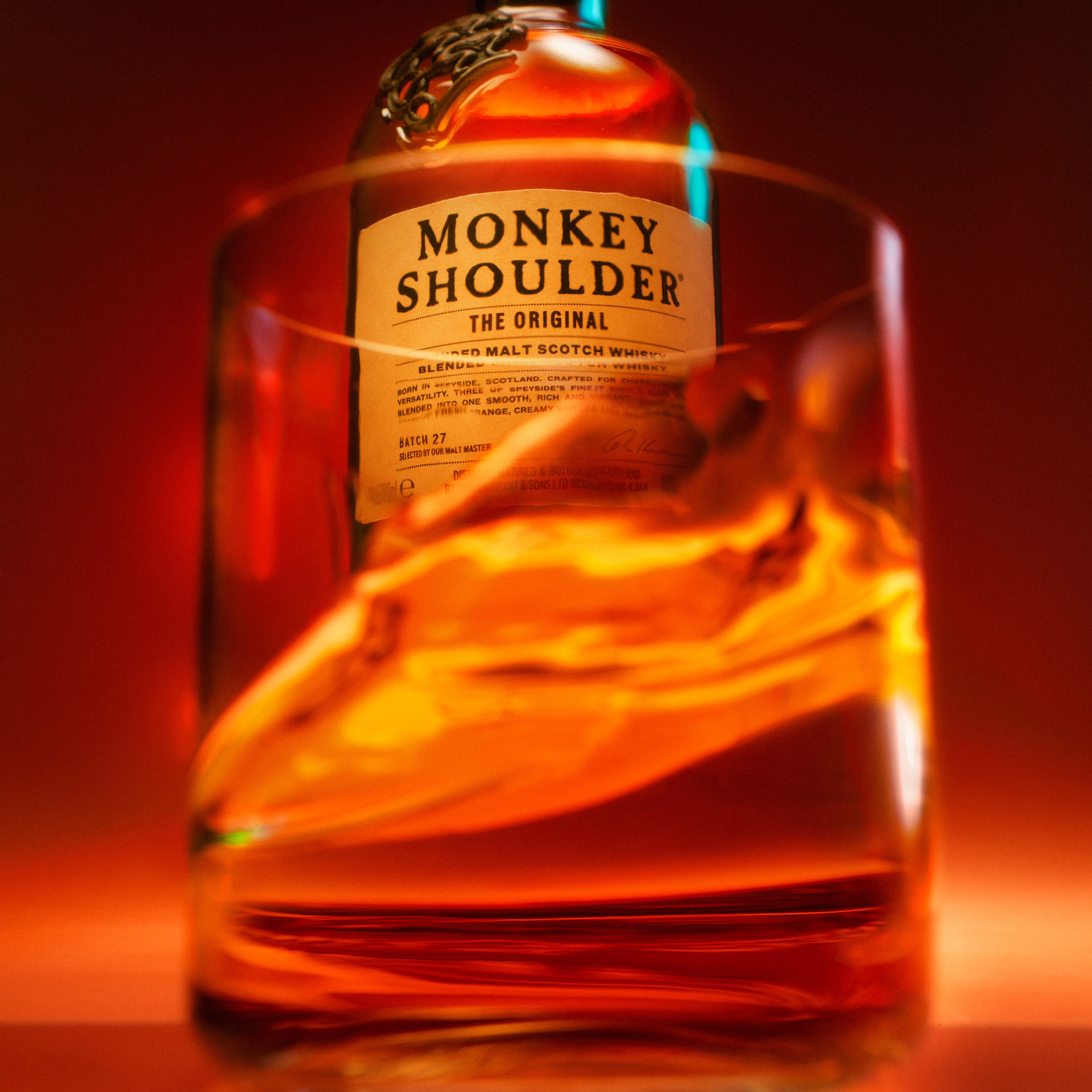 260121 MONKEY SHOULDER SH03 BOTTLE SERVE 0177 f3-2
