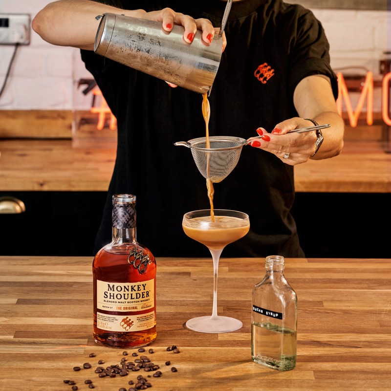 ウイスキーエスプレッソマティーニコーヒーカクテル | Monkey Shoulder