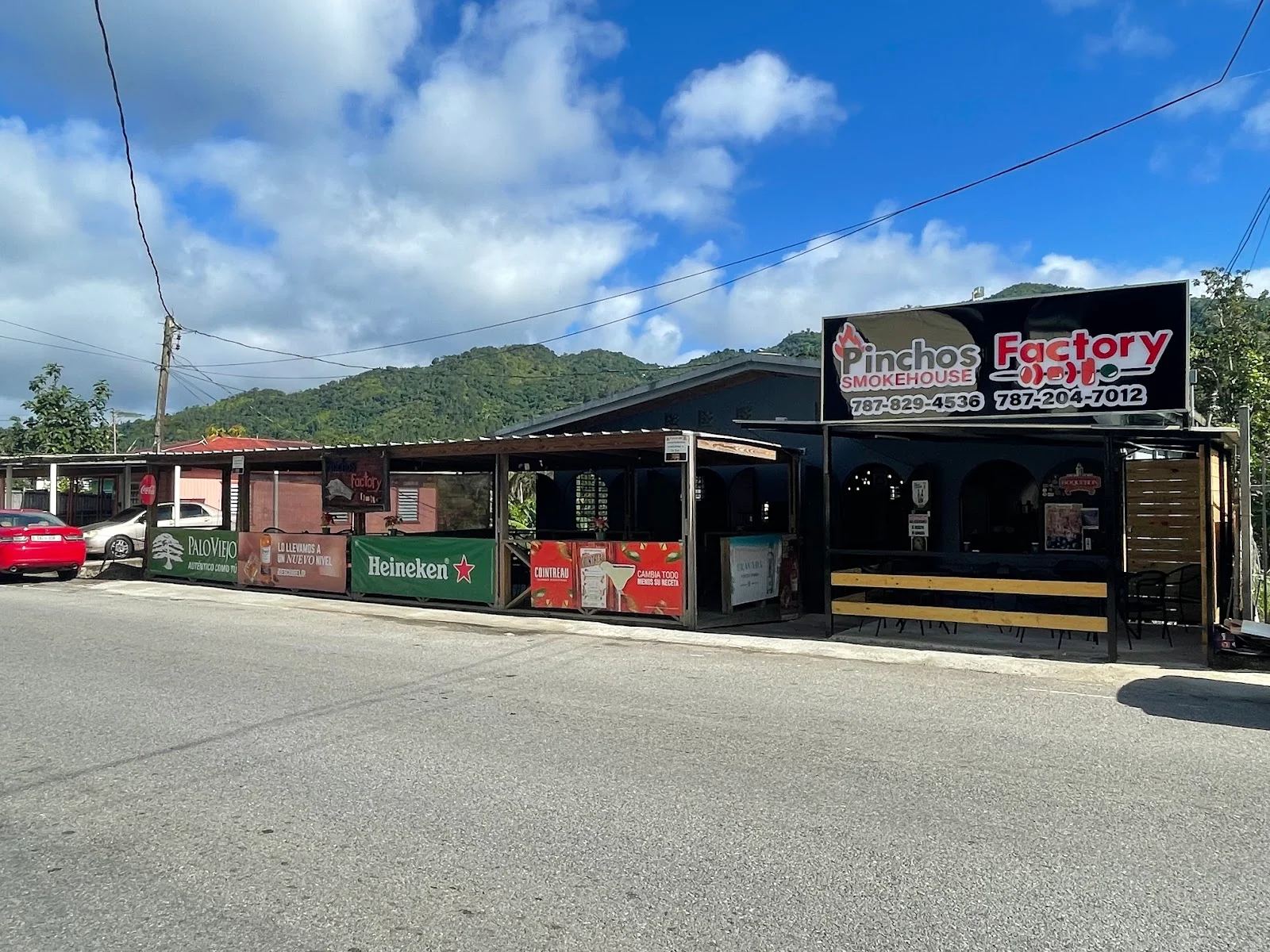 Google owner photo. Attribution: Pinchos Factory Smokehouse (https://maps.google.com/maps/contrib/111600644489149587083)