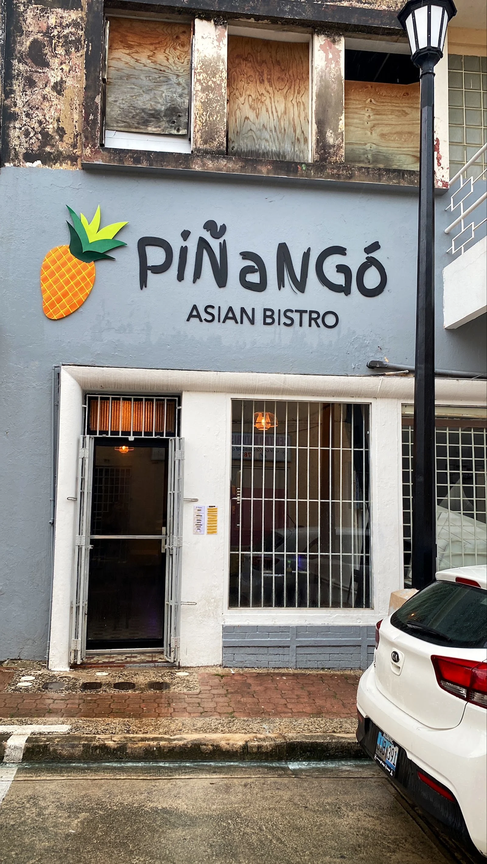 Piñangó Sushi & Asian Bistro