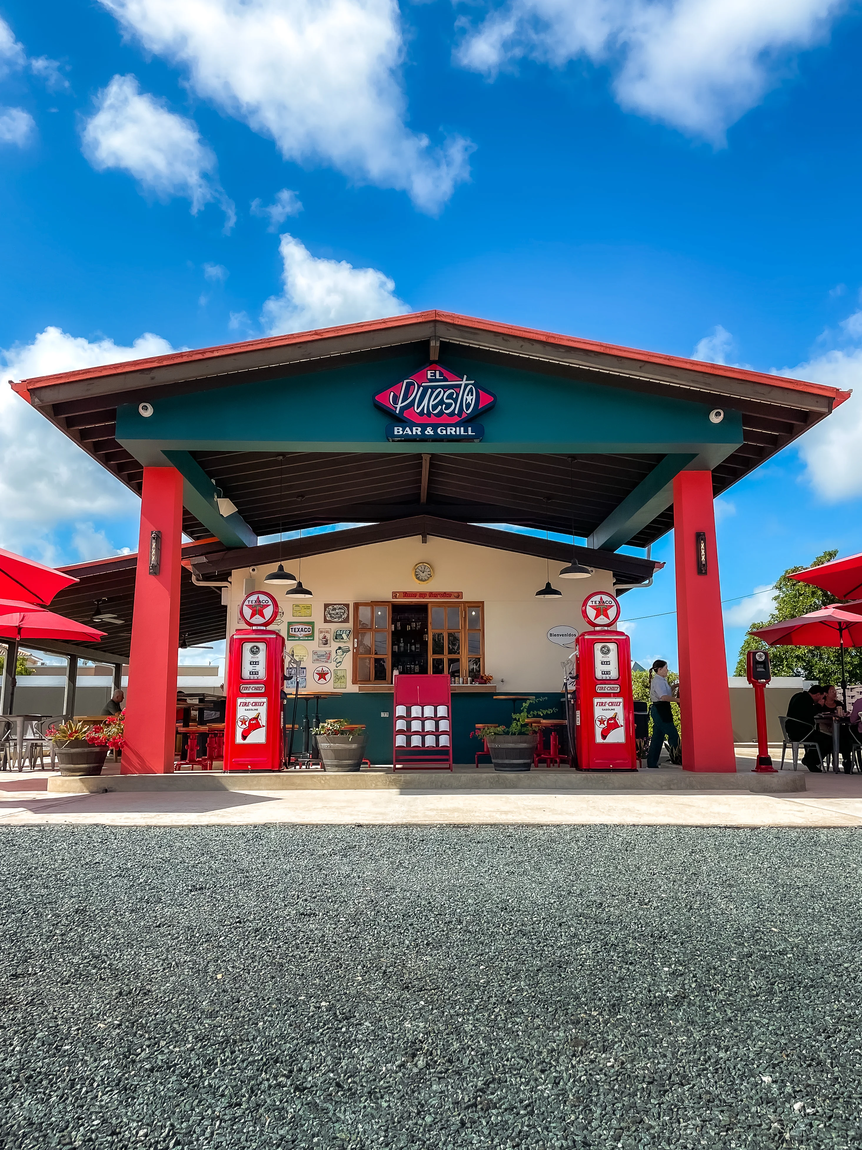 El Puesto Bar & Grill