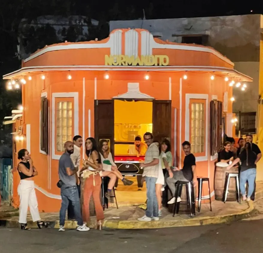 Google owner photo. Attribution: Normandito (https://maps.google.com/maps/contrib/110732762531120434766)