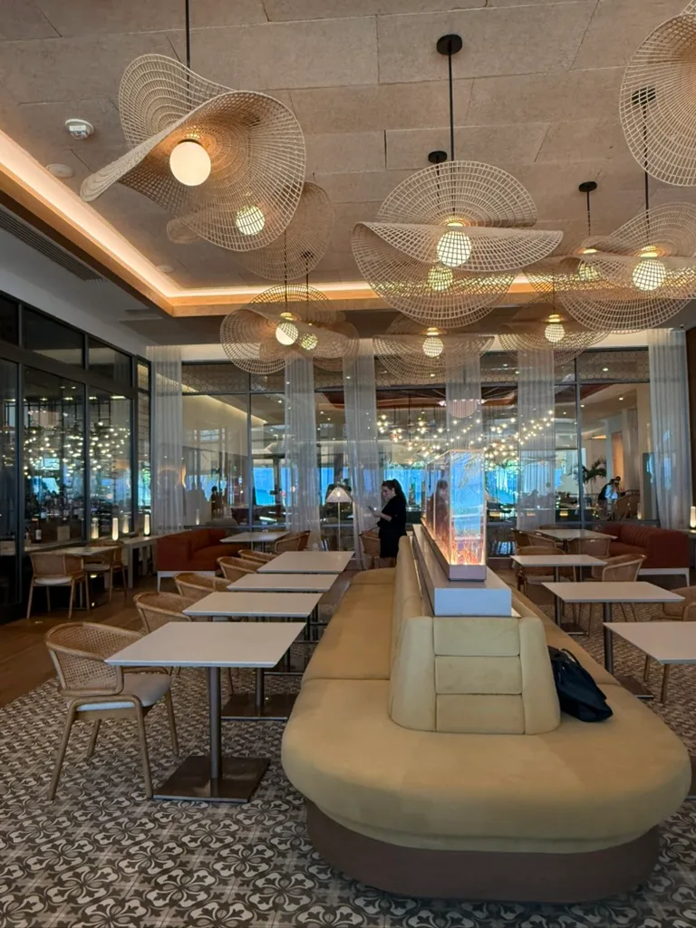 Interior Meso rest