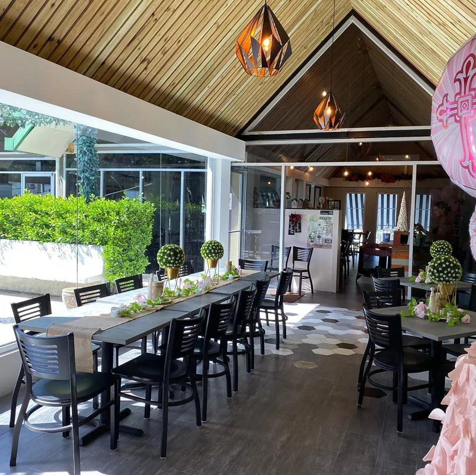 Las Casitas Grill