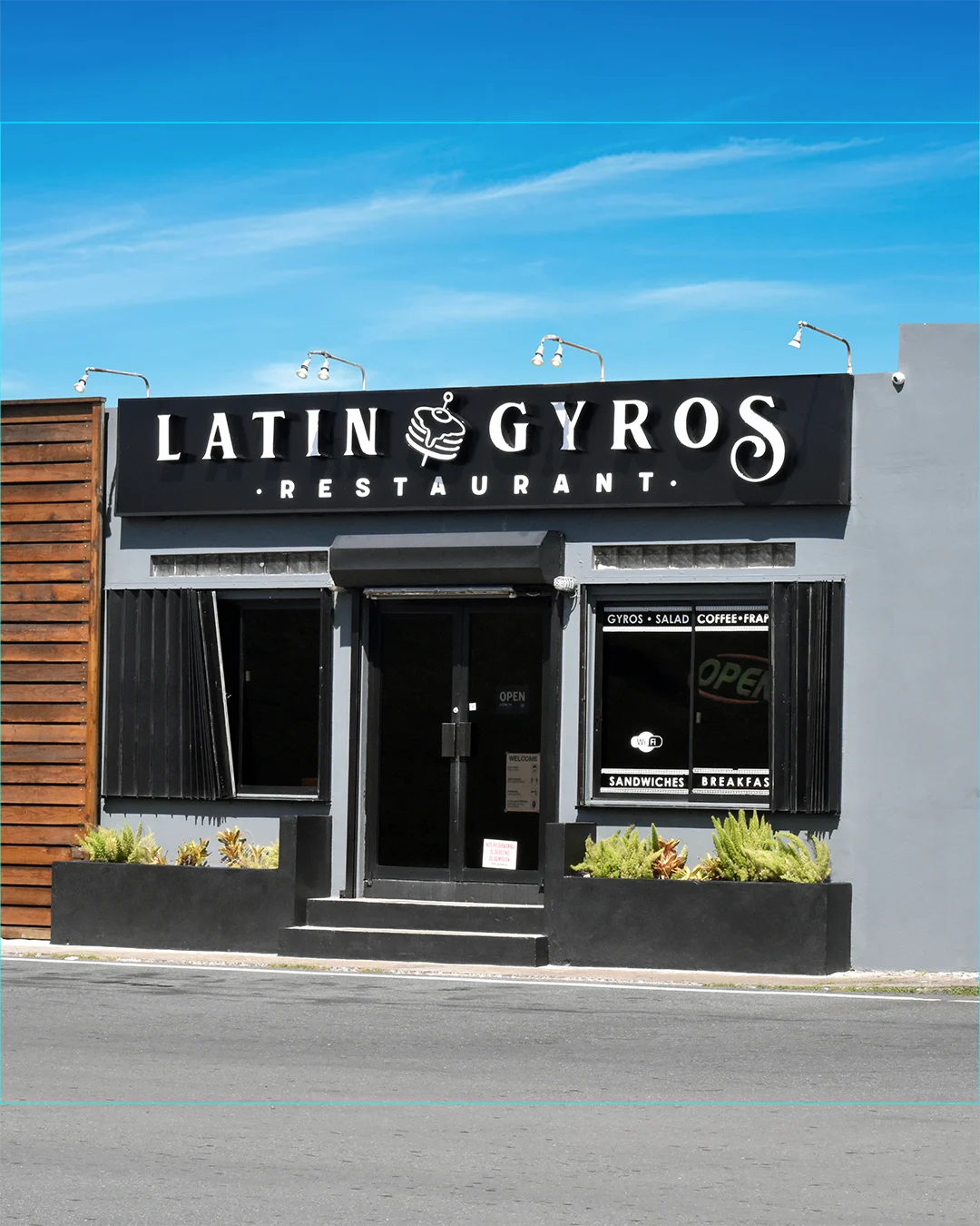 Google owner photo. Attribution: Latin Gyros (https://maps.google.com/maps/contrib/105166391283413709518)
