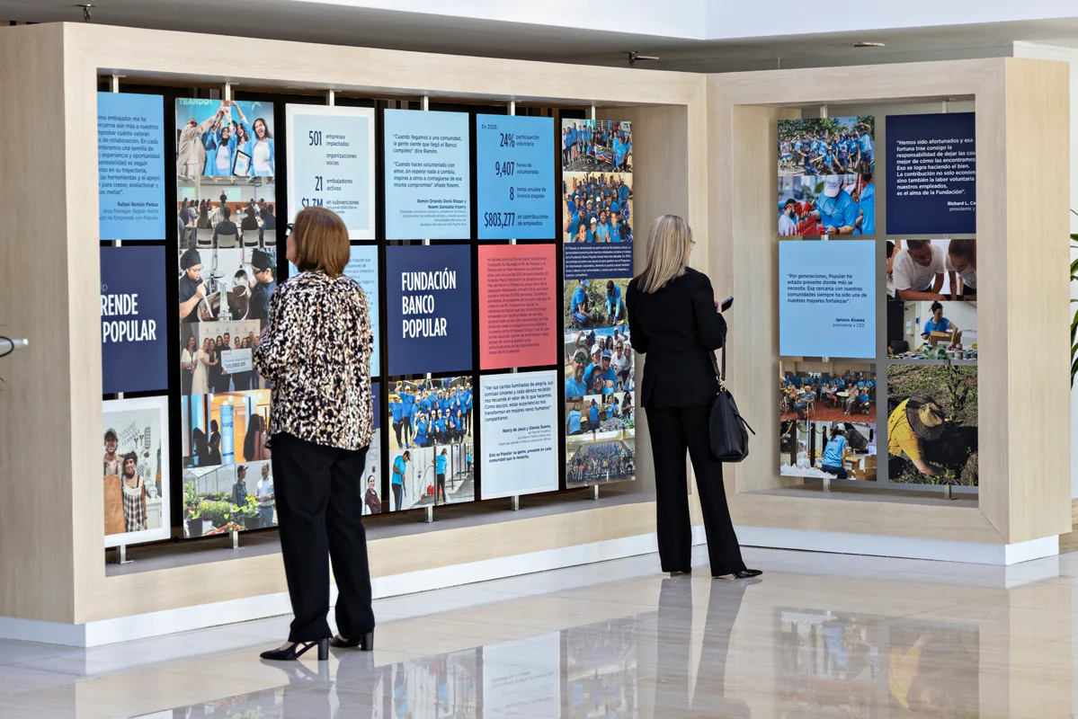 Público observa la exhibición