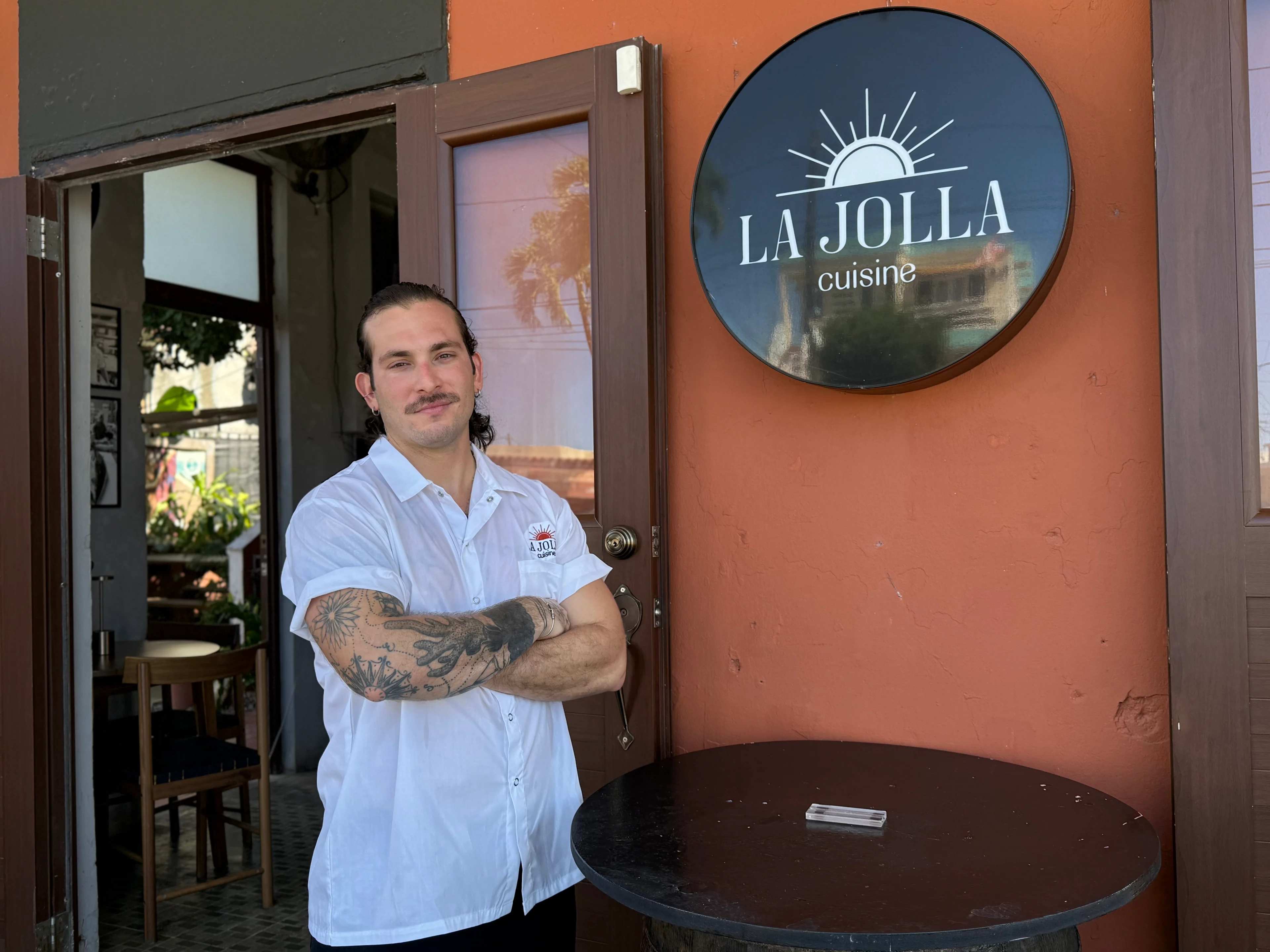 Marwill de León frente a La Jolla 