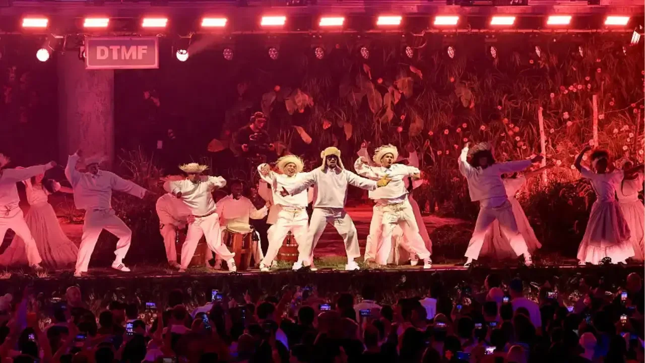 y-ahora-que-residencia-bad-bunny-cultura