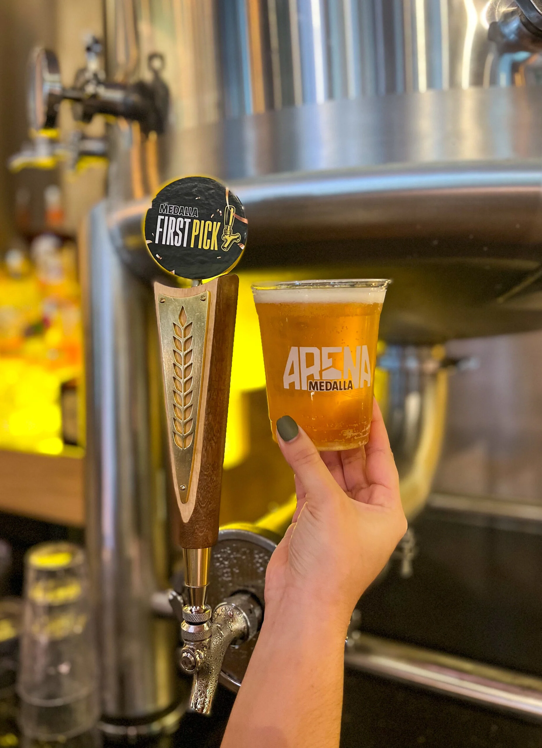 cervecera-de-puerto-rico-edicion-limitada-first-pick-arena-medalla