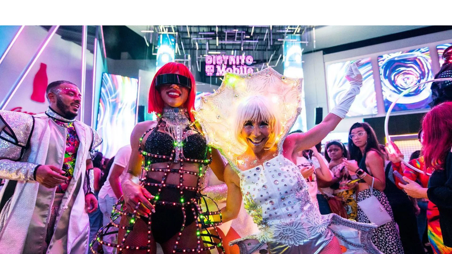 distrito-t-mobile-invita-a-participar-en-concurso-de-disfraces-con-sobre-200-en-premios