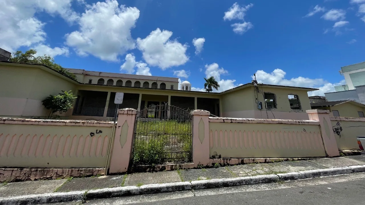 Estos son los próximos 7 municipios que preparan subastas de estorbos públicos en Puerto Rico