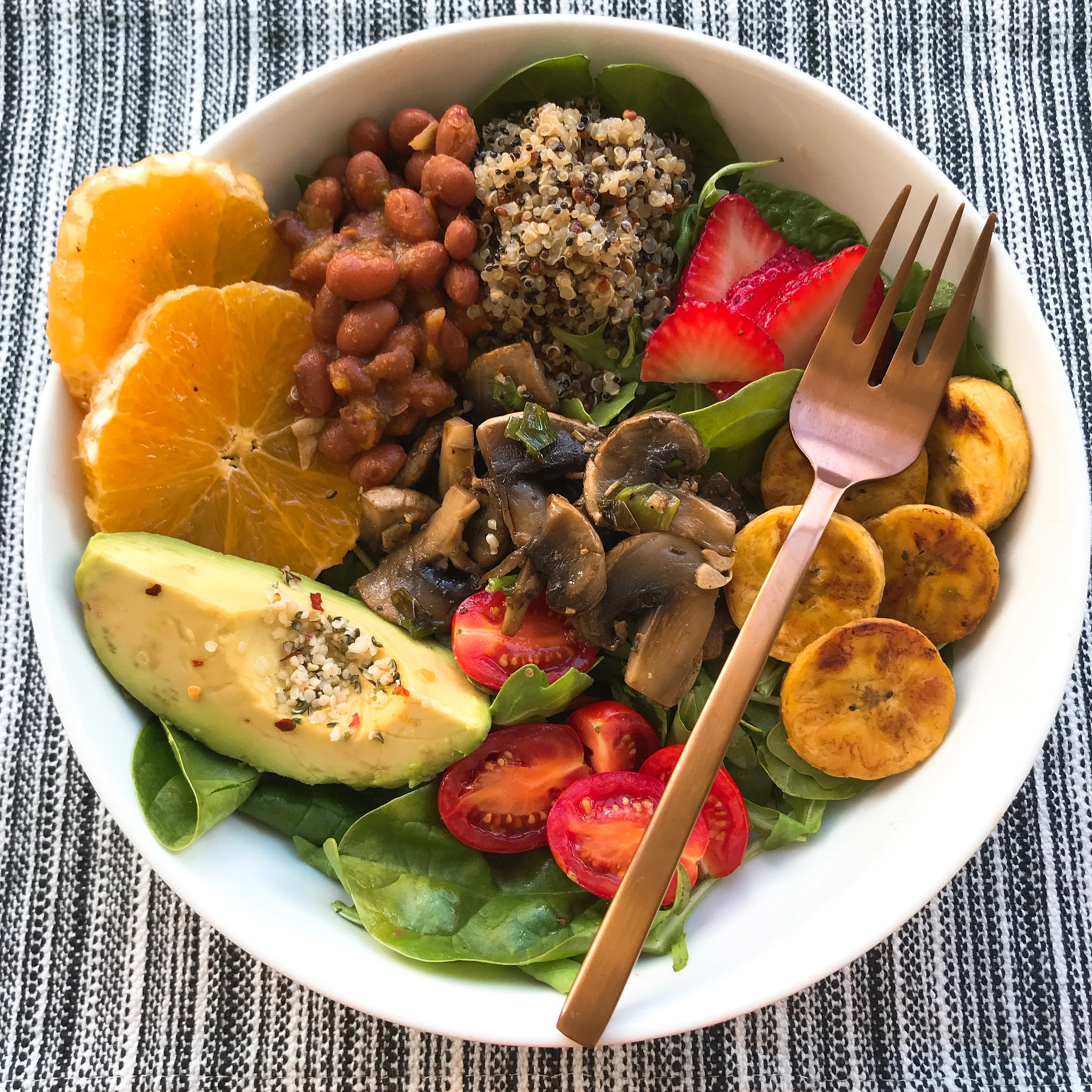 Tropi-Salad-1.jpg