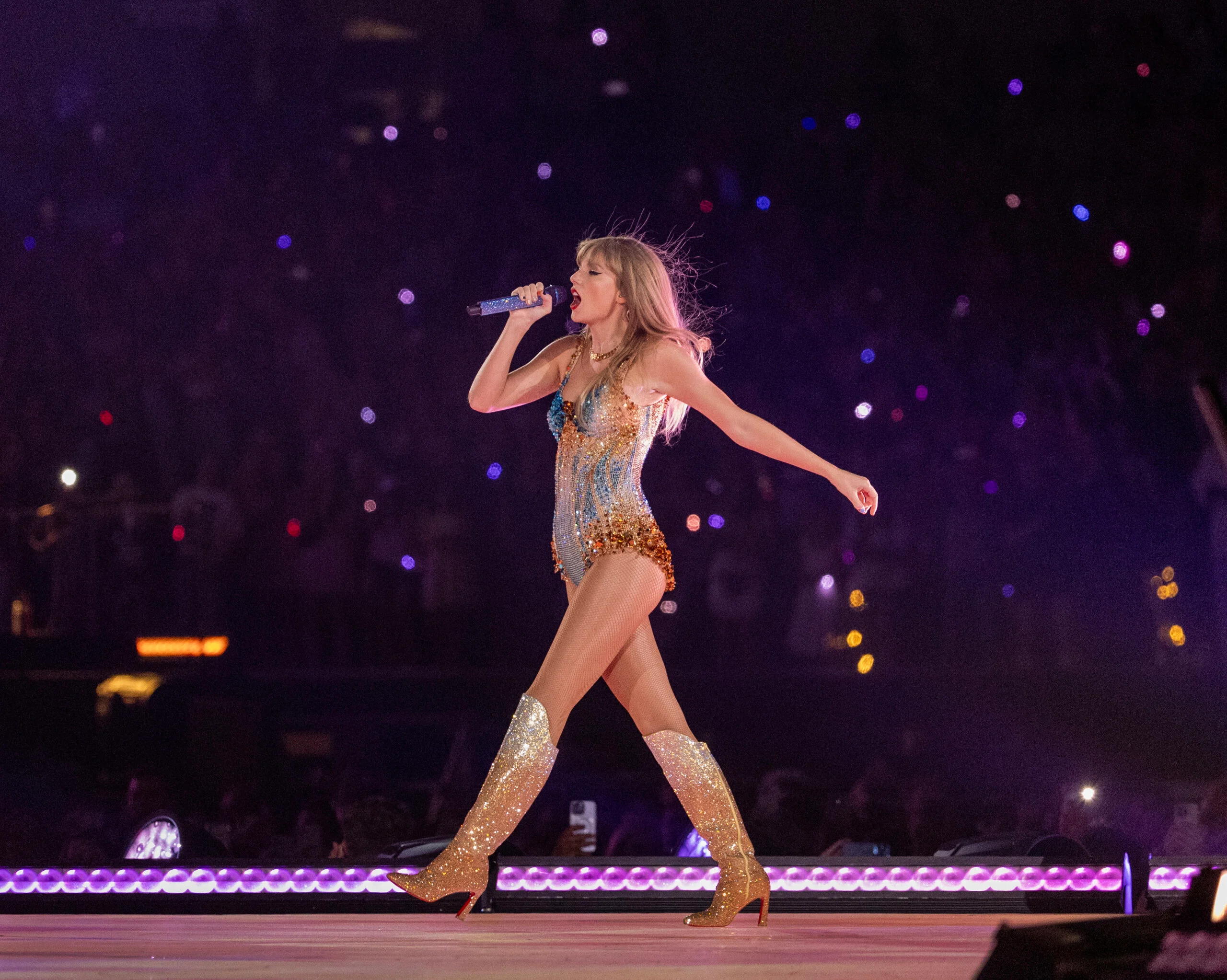 boricuas-rendiran-tributo-a-taylor-swift-con-un-eras-night-dance-party