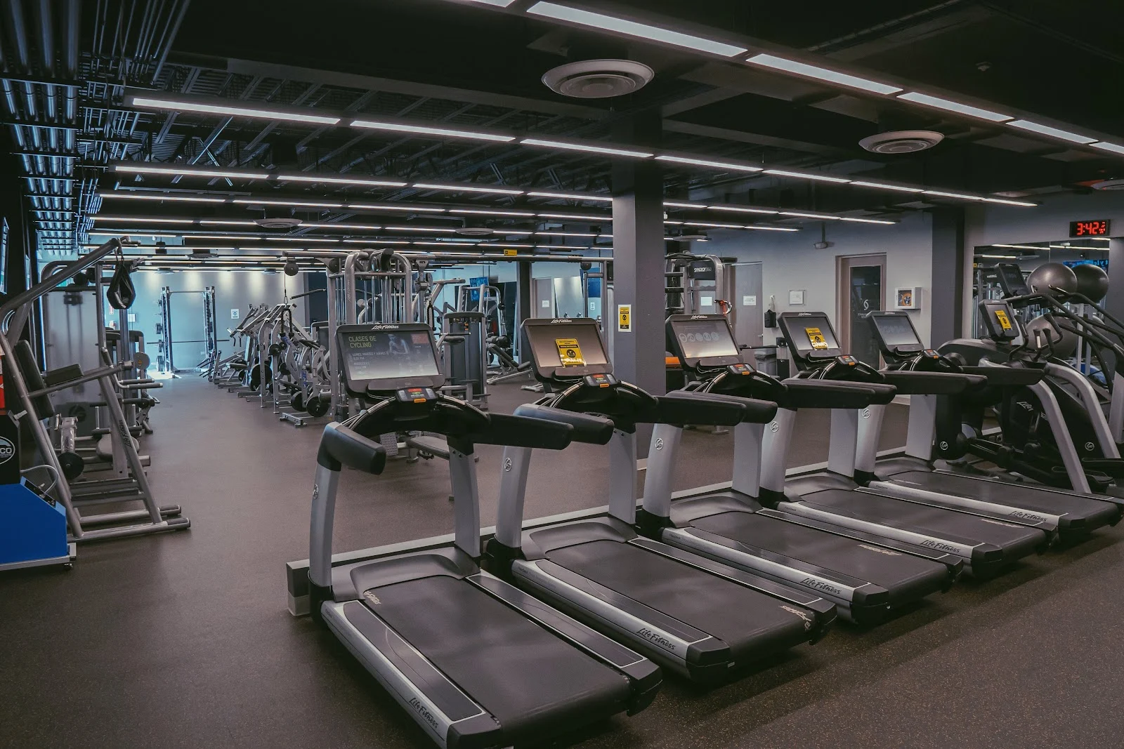 Google owner photo. Attribution: Performa Wellness Center (https://maps.google.com/maps/contrib/103486758523083196358)