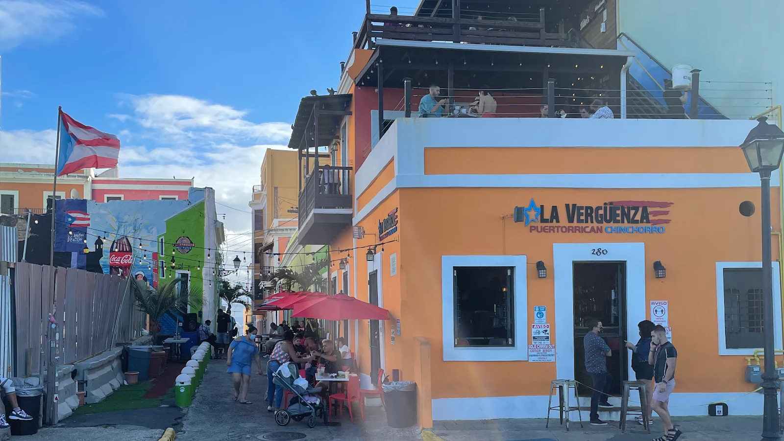La Vergüenza Puertorrican Chinchorro en Viejo San Juan