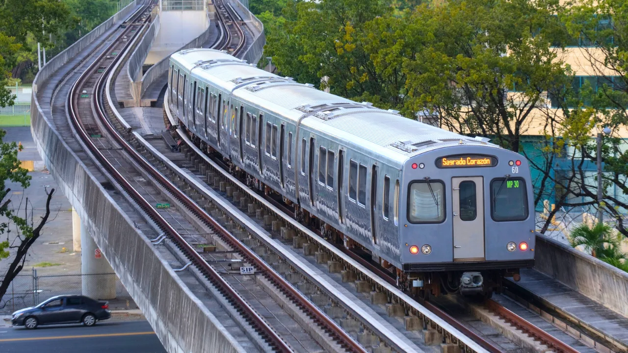 el-tren-urbano-y-la-ama-sera-gratis-por-seis-meses