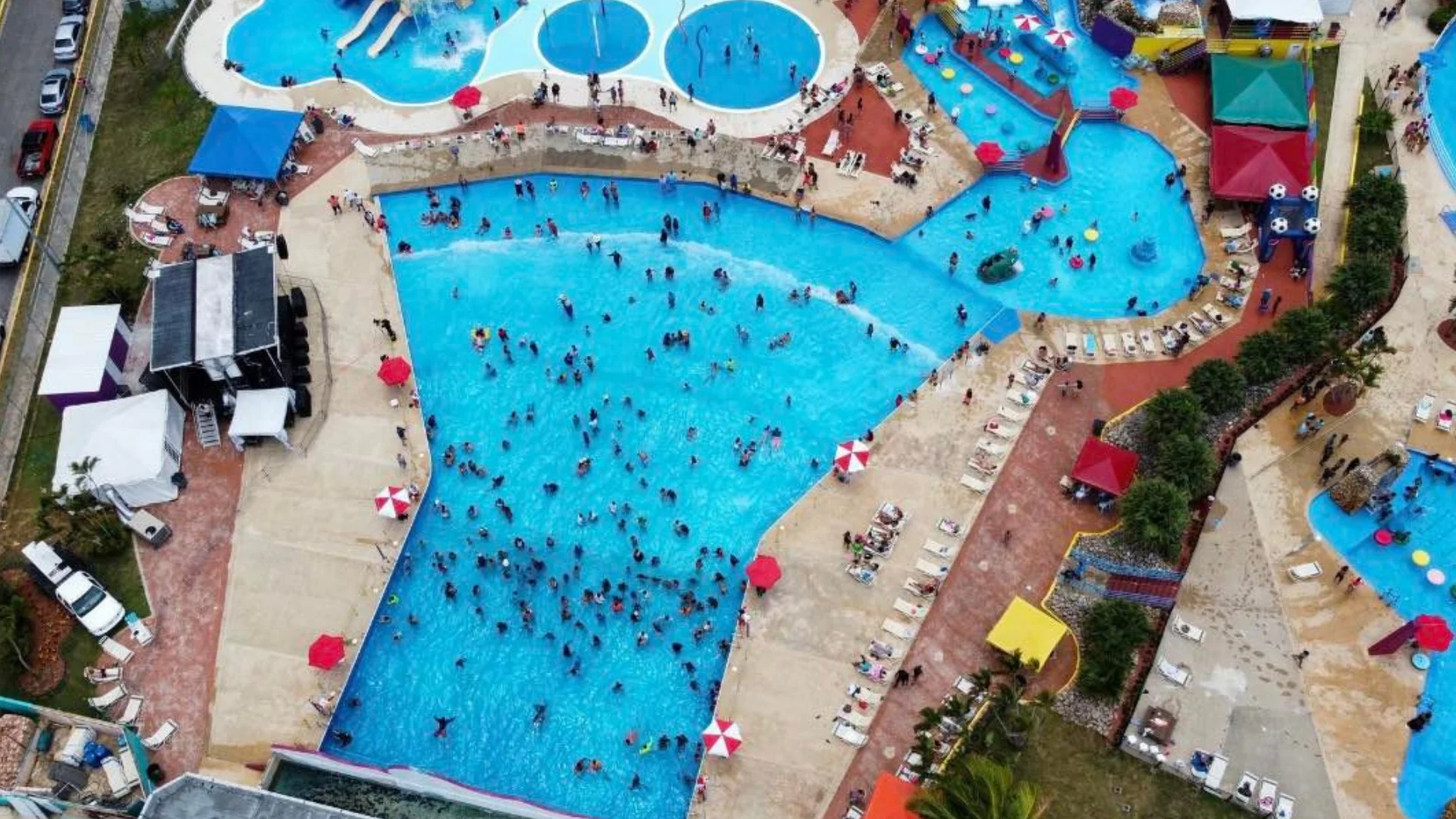 las-cascadas-water-park-aguadilla