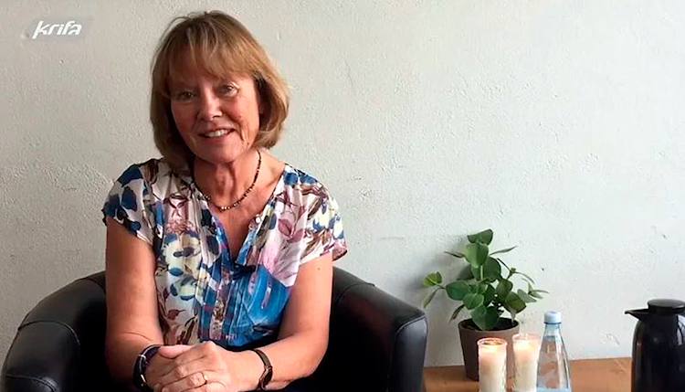 Portræt af familievejleder Lola Jensen