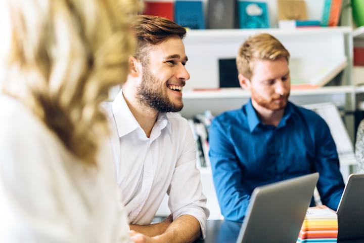 Person der lige er startet i nyt job 