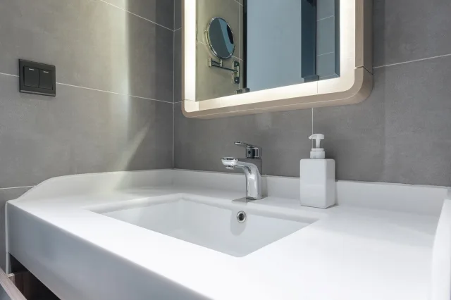 How to Keep Counters, Faucets and Mirrors Disinfected and Clean