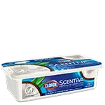 Una caja rectangular plana con una etiqueta azul que presenta el logotipo de Clorox™ Scentiva™ e imágenes de cocos.