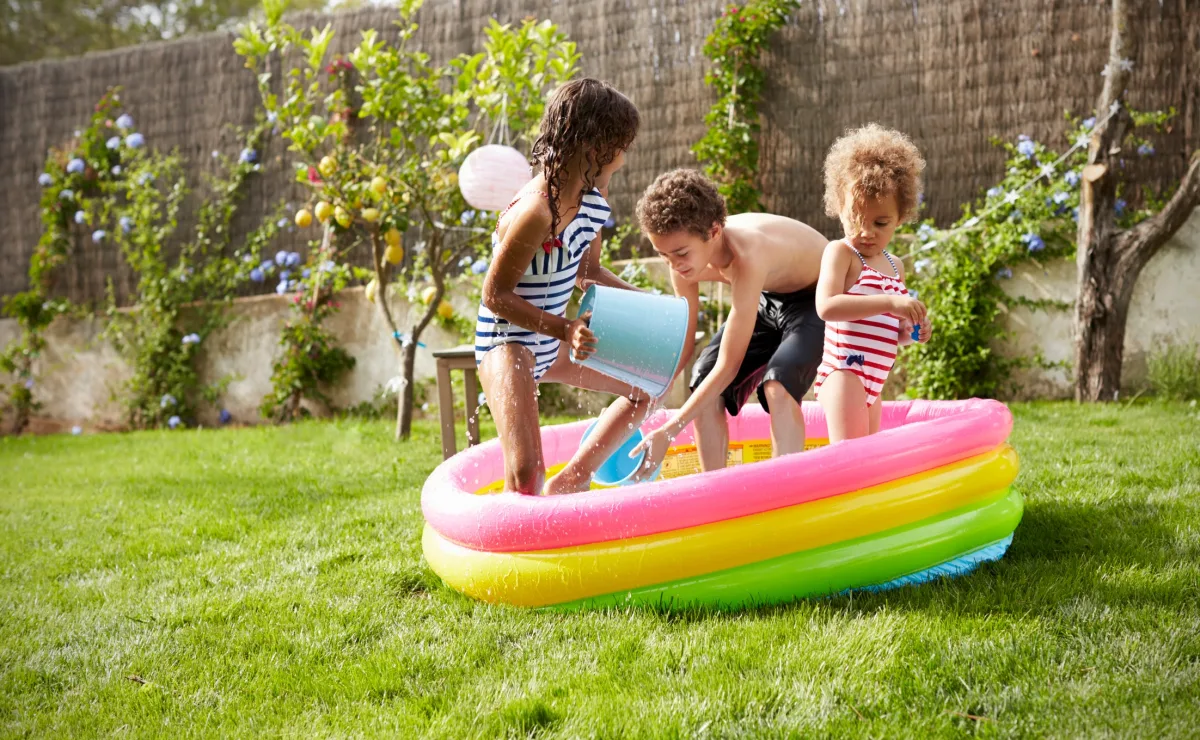 How to Keep a Kiddie Pool Clean With Chlorine Bleach | Clorox®