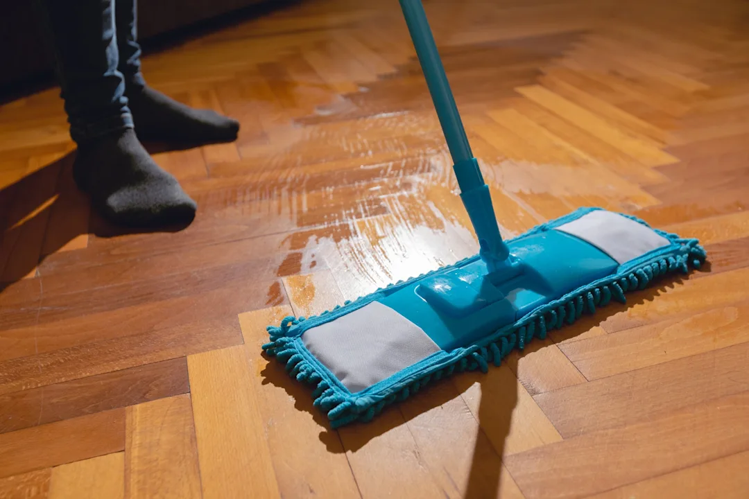 Floor Cleaning Tips and Tricks Clorox®