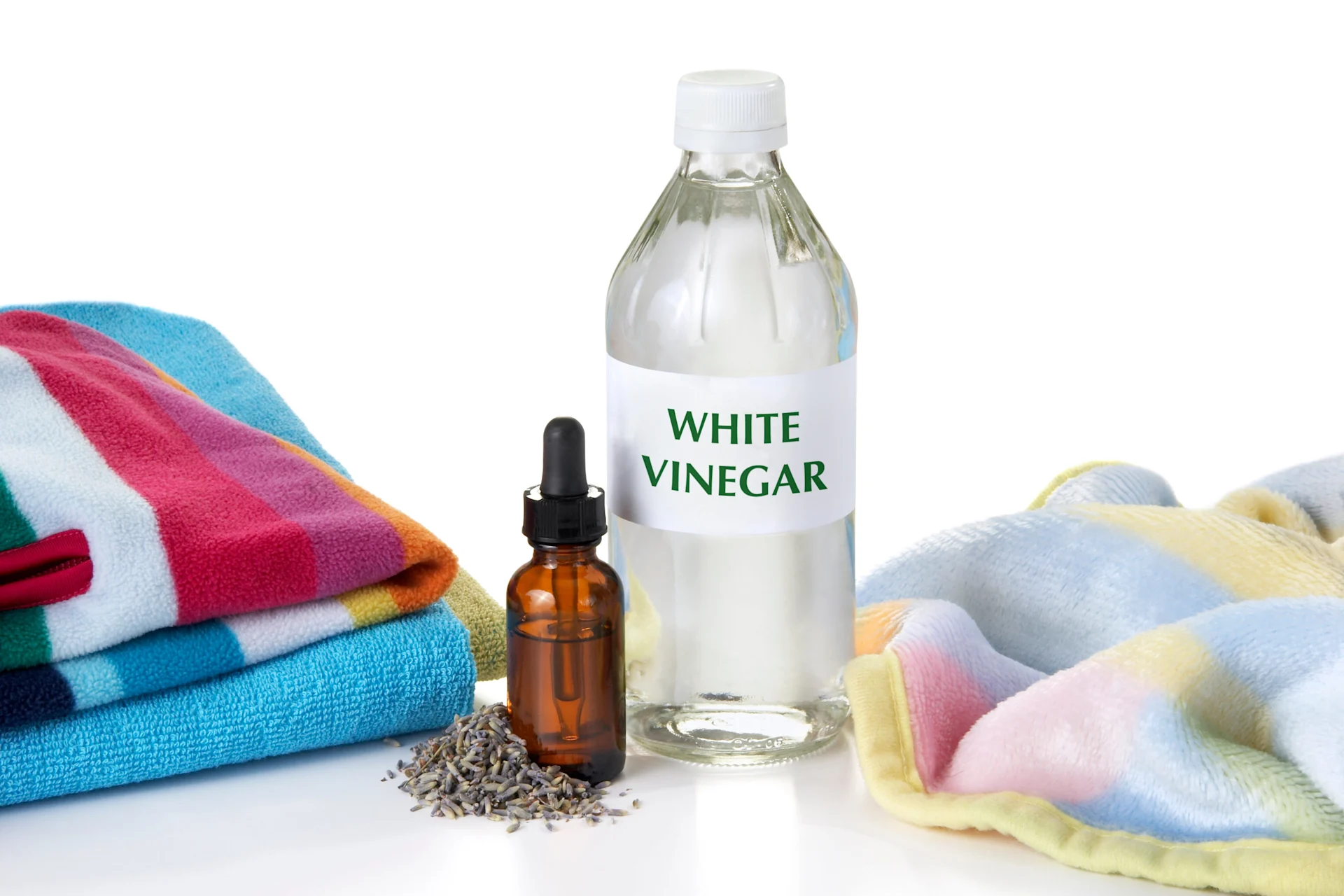 Using Vinegar and Bleach in Laundry | Clorox™