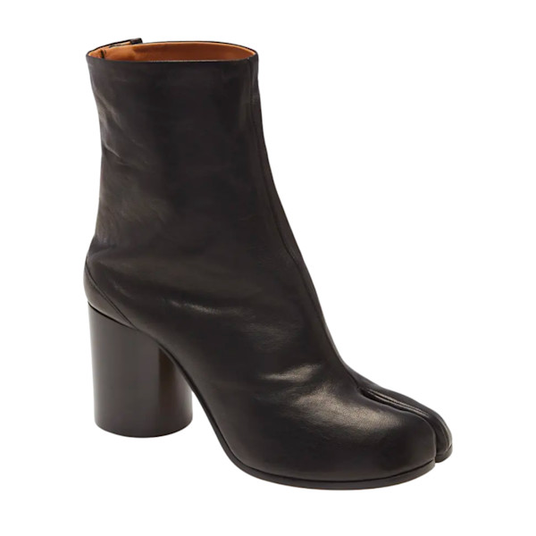 Margiela black tabi sales boots