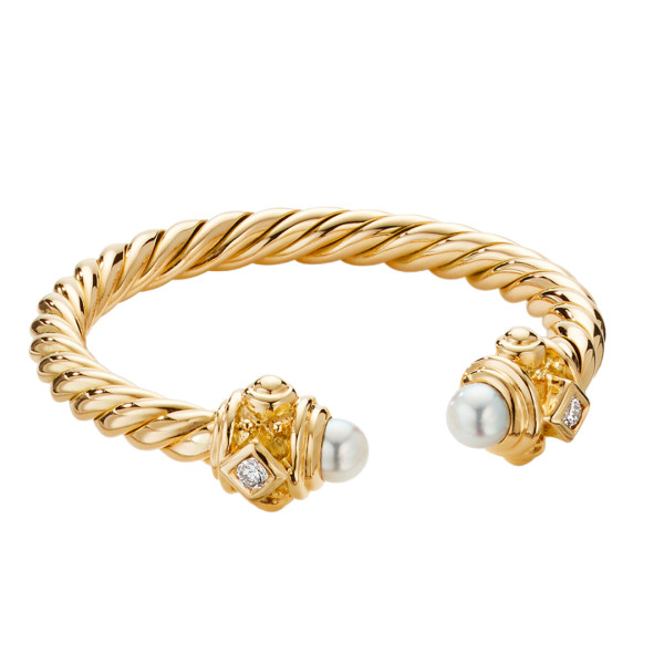 Renaissance color ring in 18k yellow gold with pearls and diamonds 