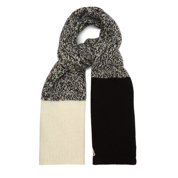 Moncler chunky knit scarf