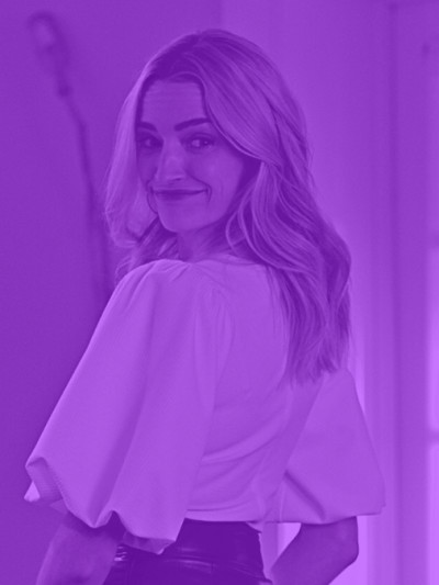 Shownotes featured brianne howey