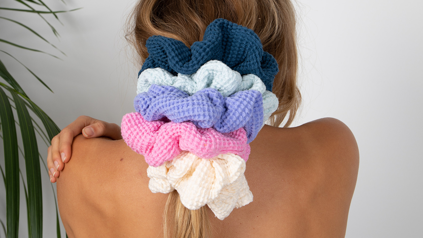 Scrunchie 1200x675