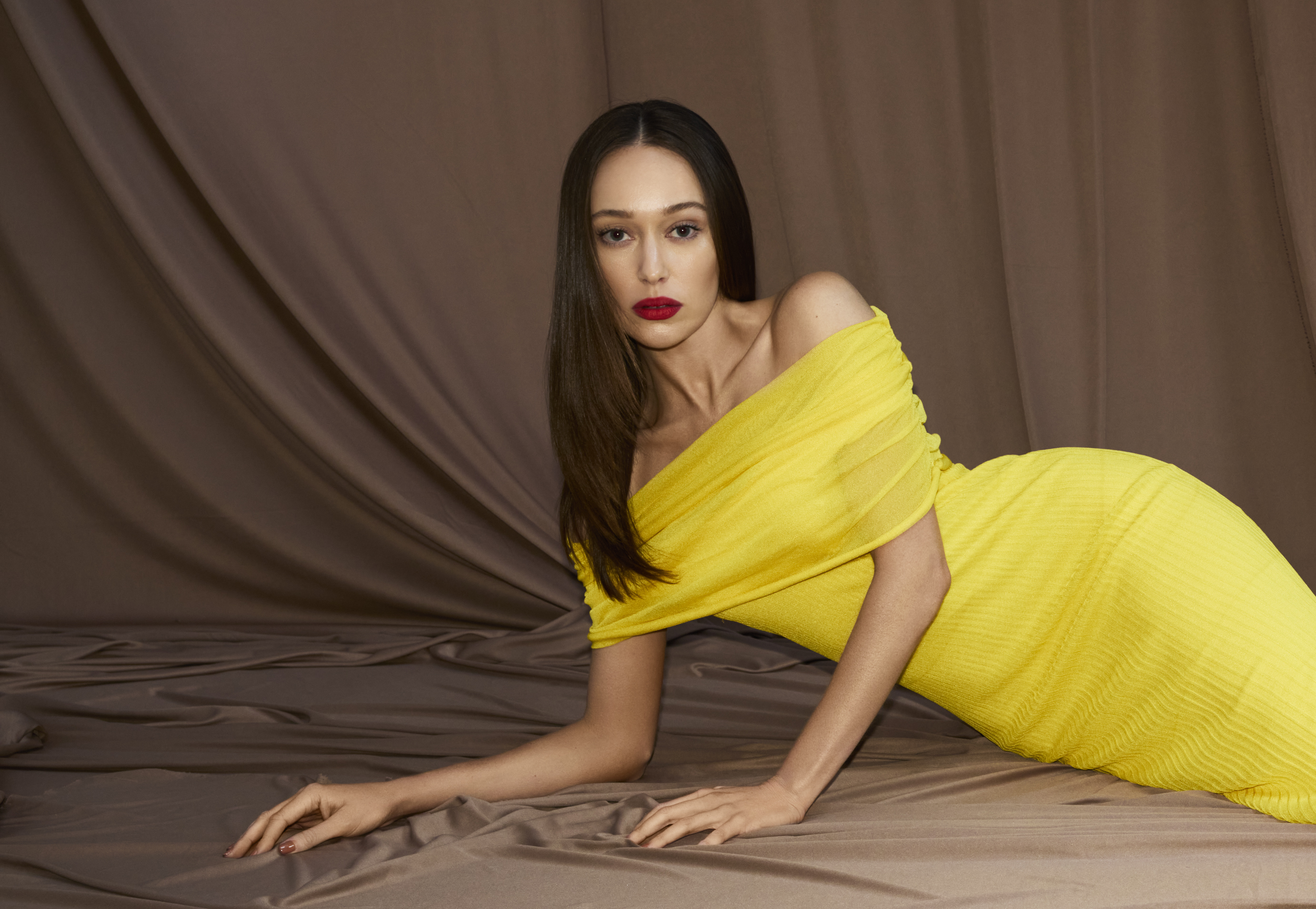 Blowing Up With Cover Star, Alycia Debnam-Carey On Set in Los Angeles