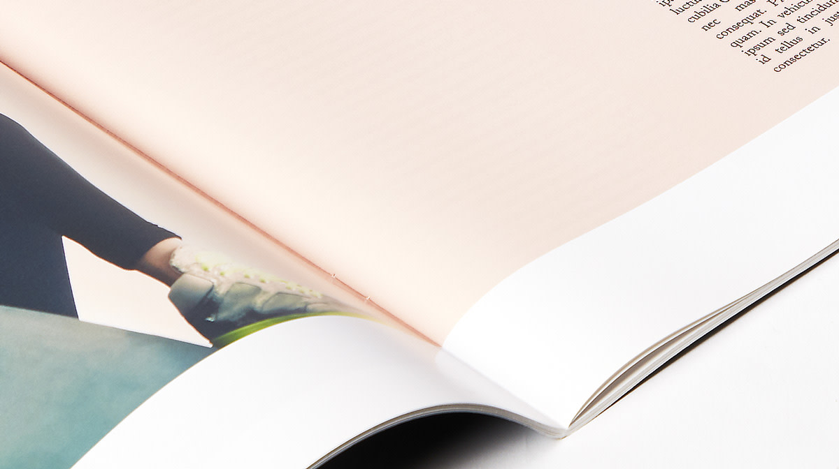 info_small-format_material_paper_classic-gloss-coated_03