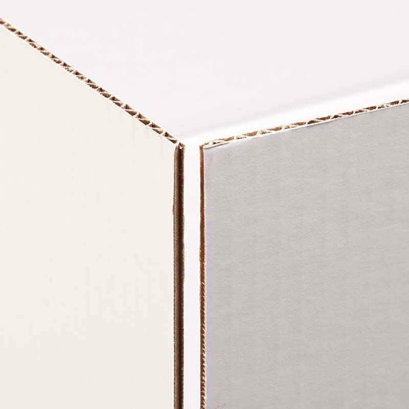 EF_boxinfo_pack_wine-bottle-carriers_material_white-corrugated-cardboard