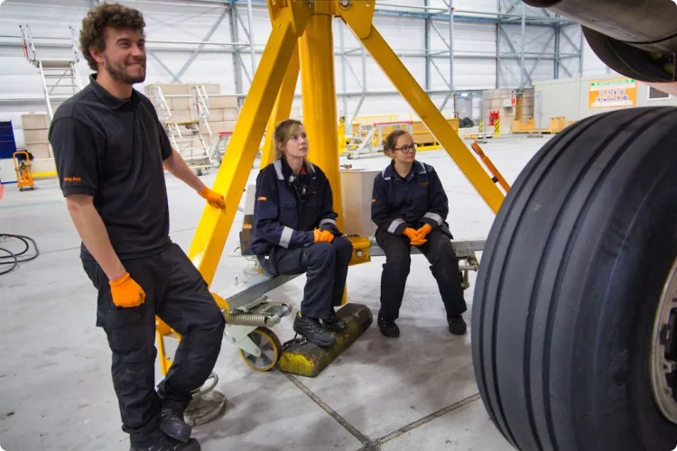 easyJet apprenticeships what we look for