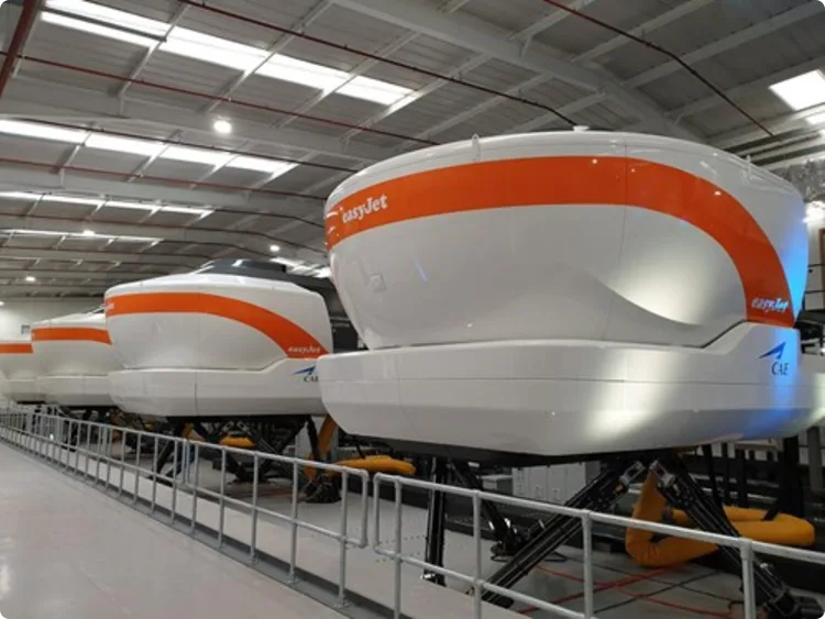 easyJet pilots training learn