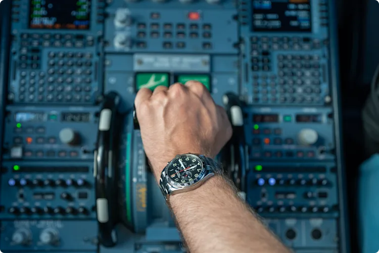 easyJet pilots training development